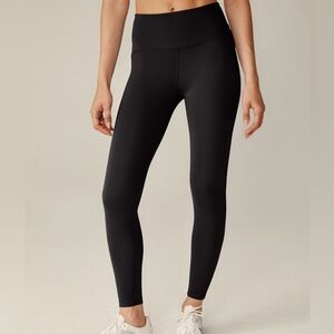 Beyond Yoga PowerBeyond Strive Midi Black Leggings